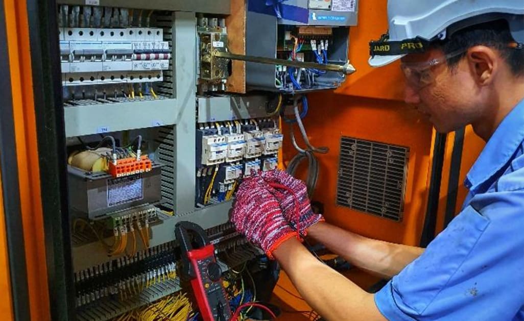 Maintenance and Repair Service